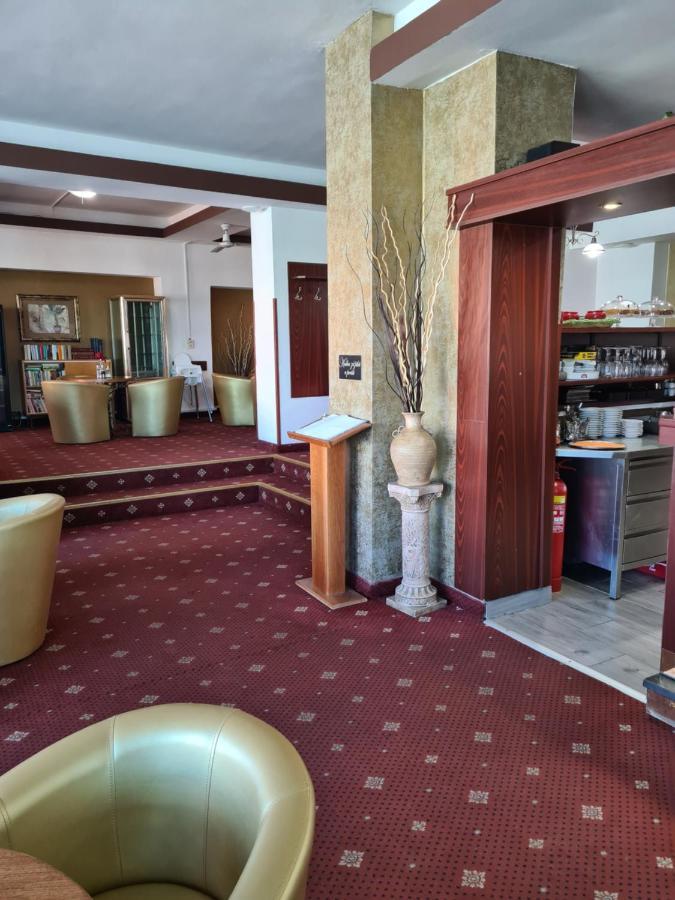 Hotel Montenegro Bruntál Εξωτερικό φωτογραφία
