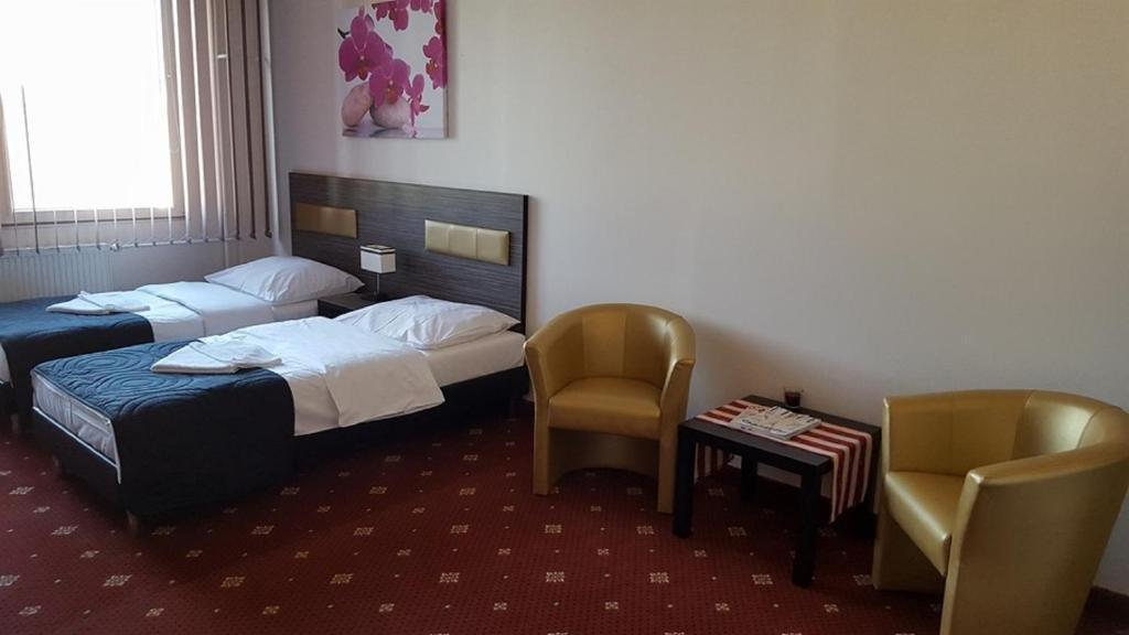 Hotel Montenegro Bruntál Εξωτερικό φωτογραφία