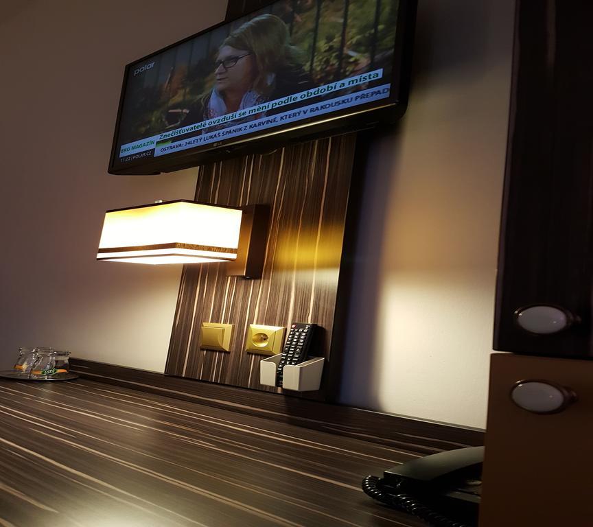 Hotel Montenegro Bruntál Εξωτερικό φωτογραφία
